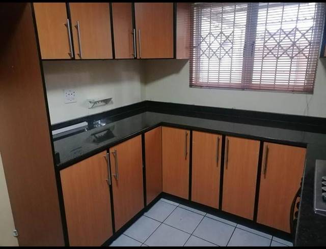 3 BEDROOM HOUSE FOR SALE IN CLAYFIELD
